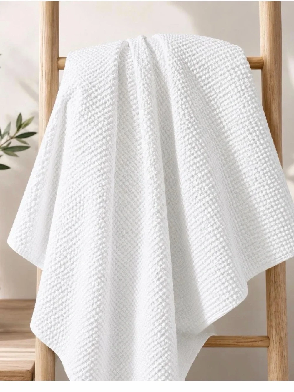Disposable Bath Towels 2 Pack White Non-Woven Biodegradable Hotel Spa Travel